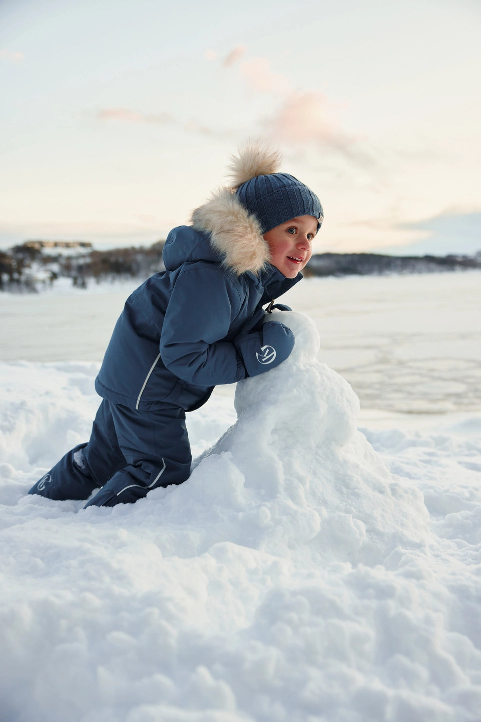 Ullarhúfa með dúski - Denim Blue