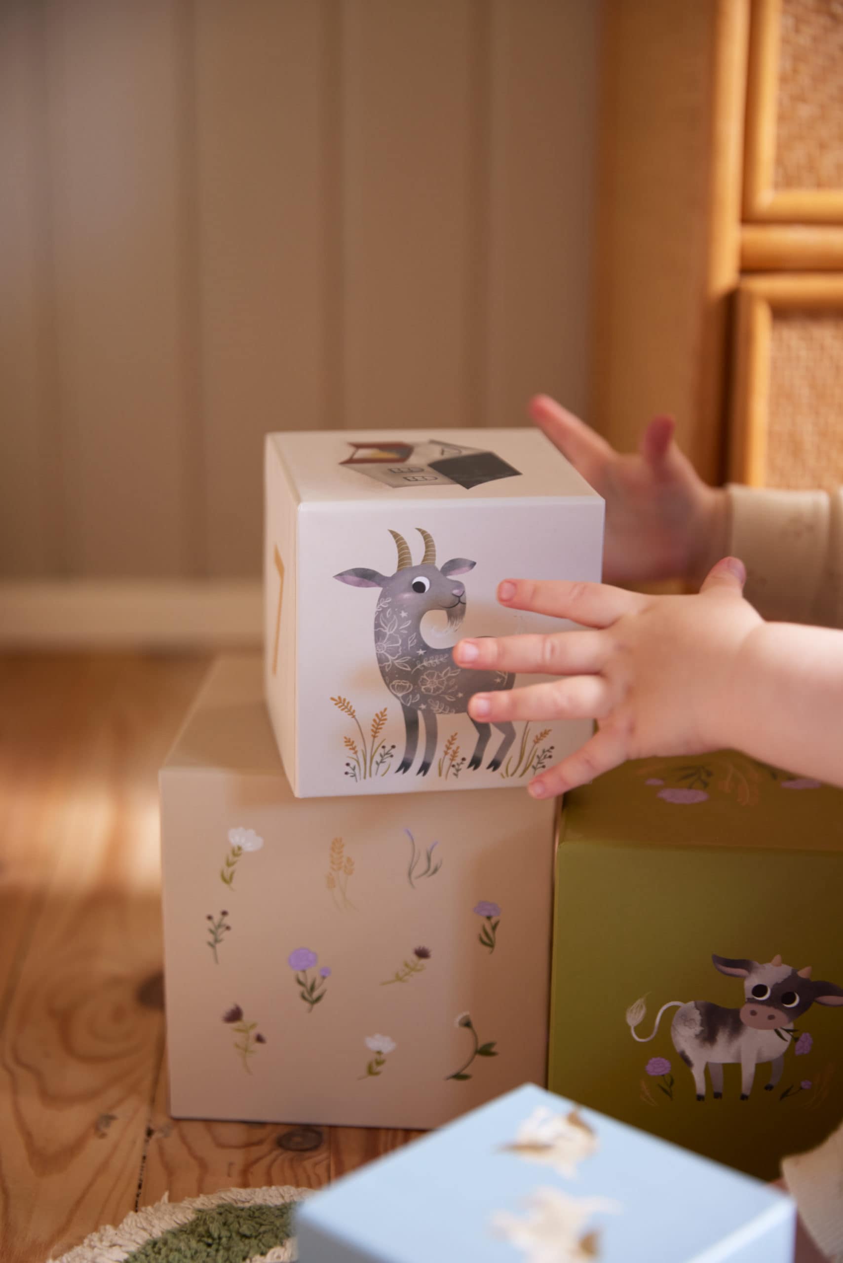 Stöflunarbox - Farm Animals