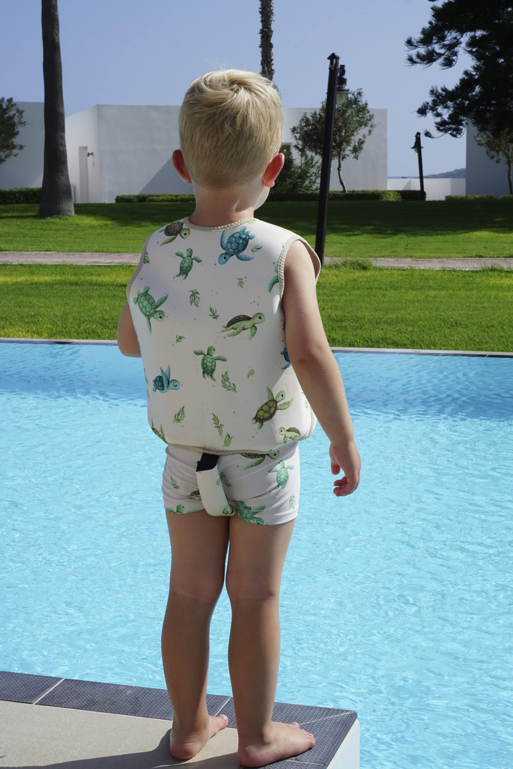 Sundvesti - First Swim