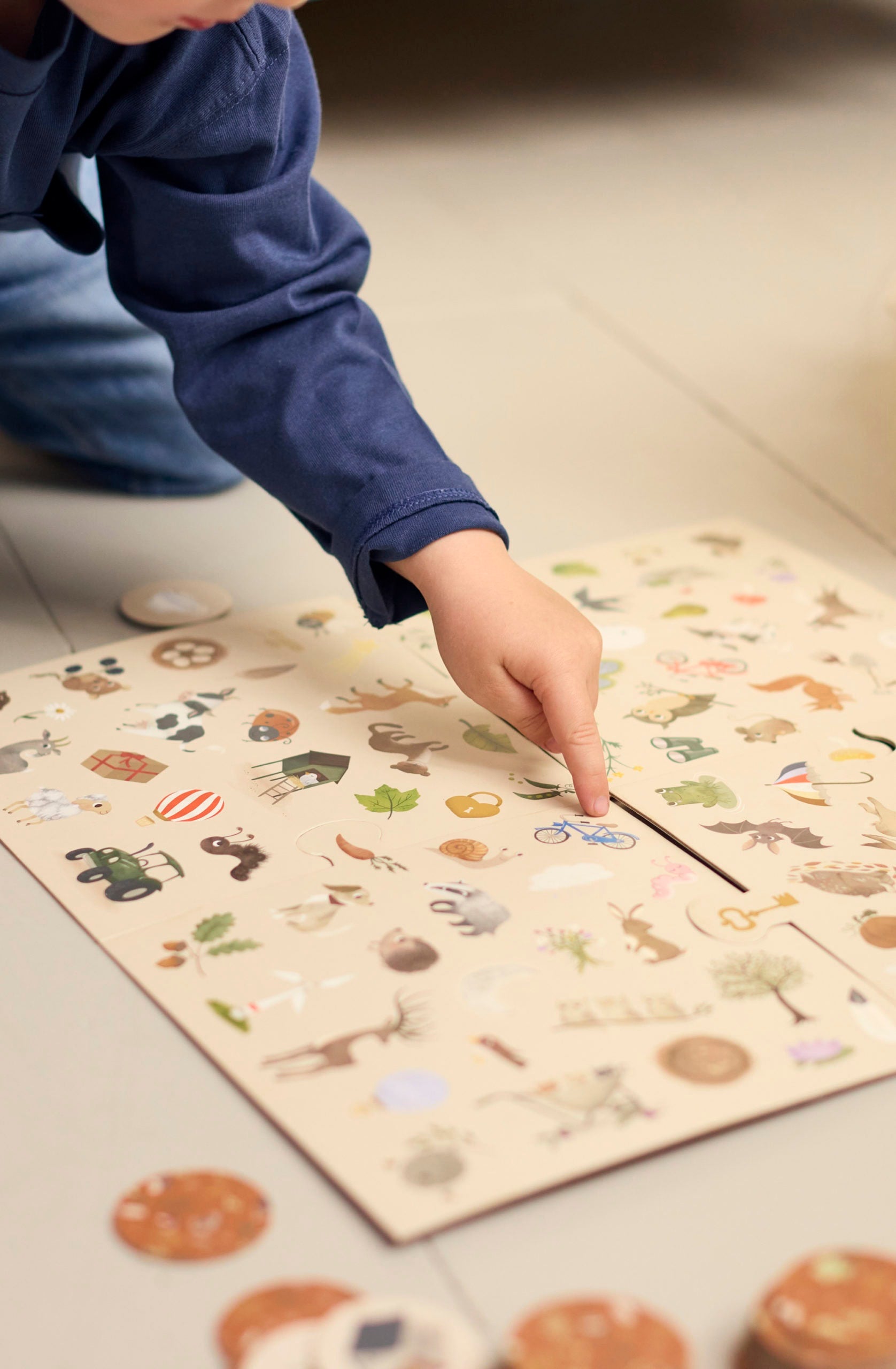 Borðspil - Hver finnur fyrst?