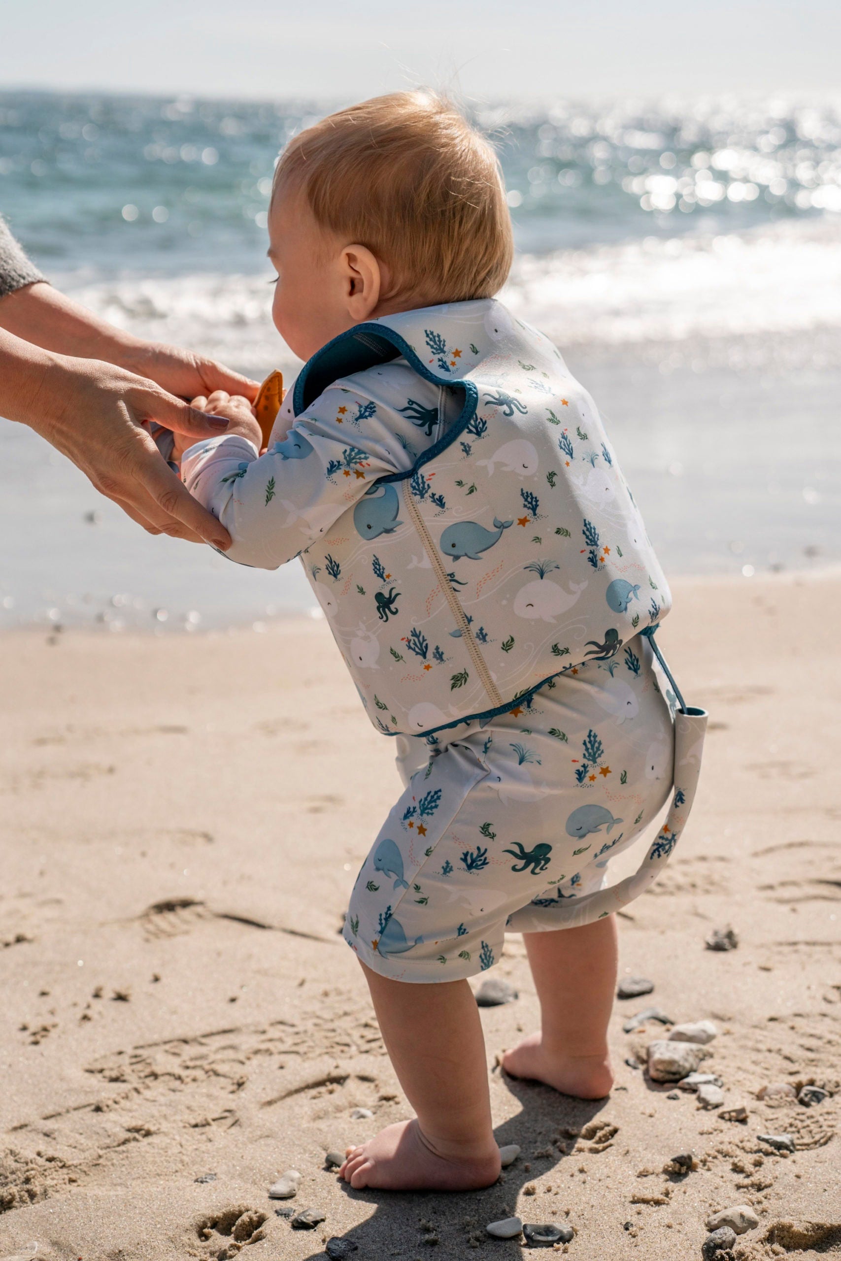 Sundvesti - Whale Tales